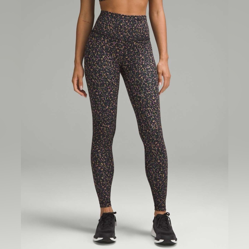 Lululemon Wunder Train High-Rise Tight 28" Fluctuate Micro Pink Multi - Picture 3 of 11